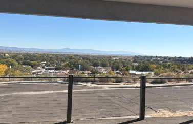 House in the Palisades Hills with City and Mountain views - Foto 48