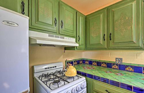 Modern Green Valley Condo - Near National Park! - Foto 8