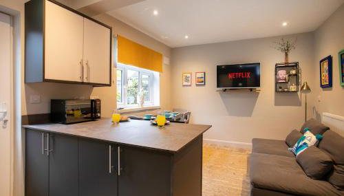 4 Bed Contractor Accommodation in Longbridge - Foto 5