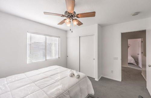 Spacious 5BR Modern Luxury Villa in Vegas - Foto 4