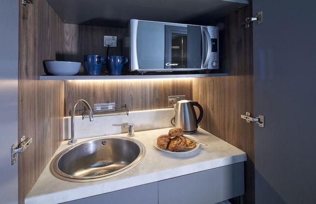 London Paddington Apartments - Photo 36