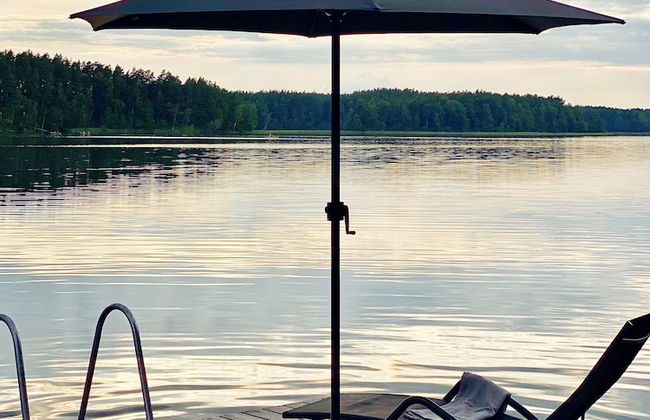 The Lake. Unique Waterfront Villa - Photo 57