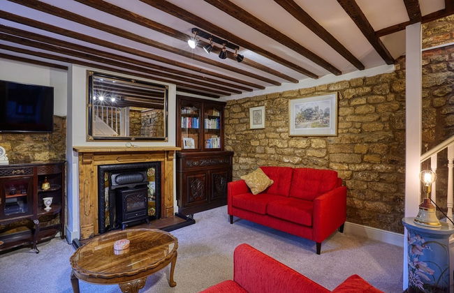 Fab 2 Bed Cotswolds Cottage With Private Courtyard - Foto 1