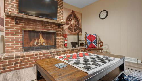 Family Escape with Yard, Fire Pit and EV Charger - Foto 2