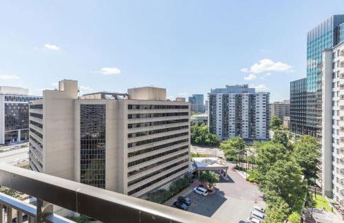 Capitol Convenience 2BR Luxury Minutes from DC - Foto 11