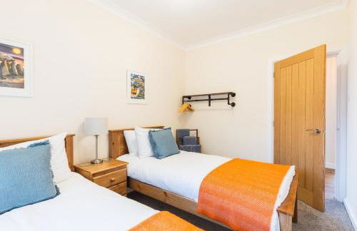 Pared Isaf - Foto 20