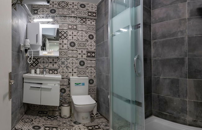 Feri Suites - Photo 79