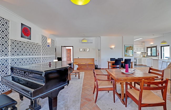 Villa Eiras Altas Grande by Portucasa - Foto 19