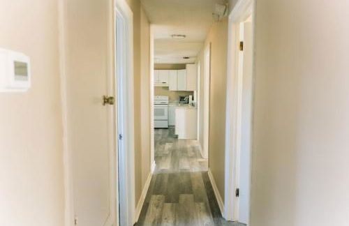 Cozy Downtown Gem Fully Equipped Free Parking - Photo 18