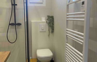 T2 neuf avec vue mer à 2 pas du centre et proche des plages - Foto 3