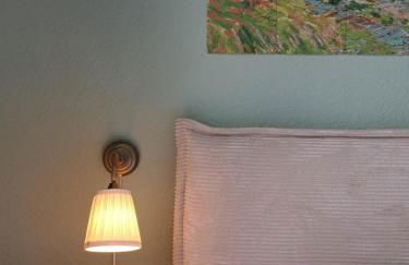 Livora Vincent - Art Design Apartment mit Balkon - Foto 11