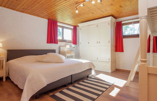 Vintage Villa With Private Garden in Rendeux - Photo 17