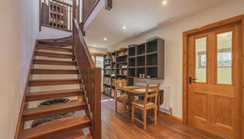 Leighton Banks - Photo 4