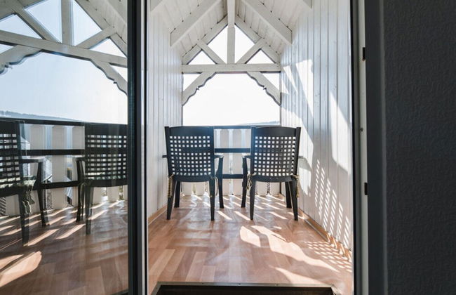 on the Sunny Slope Modern Retreat - Foto 40