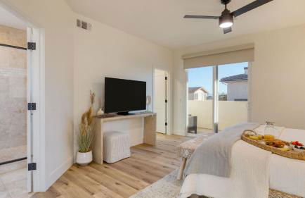 Sunset Serenity by Avantstay Rooftop w/ Hot Tub & Fire Pit, 3 Blocks to Beach! - Foto 47