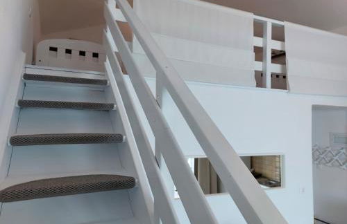 Nefeli Seaside Apartment Elegant Stay Near the Beach - Foto 26