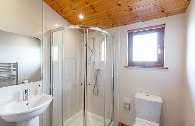 Woodpecker Lodge With Hot Tub Near Cupar, Fife - Foto 18