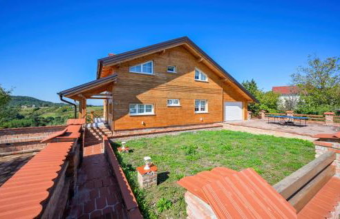 3 Bedroom Lovely Home In Jelenscak - Foto 13