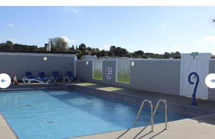 Premium Caravan - Sleeps 6 - Parking - Pool - Foto 28