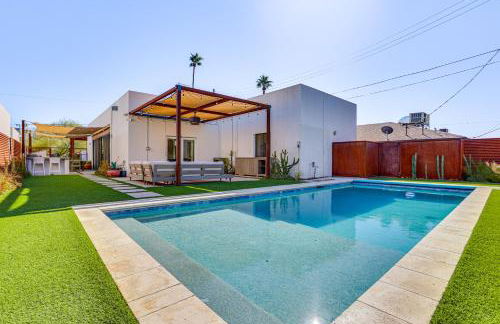 Backyard Oasis with Pool! Family Getaway in Phoenix - Foto 2