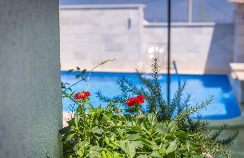 Holiday home krika -Three Bedroom Home with heated Pool and Jacuzzi - Foto 86