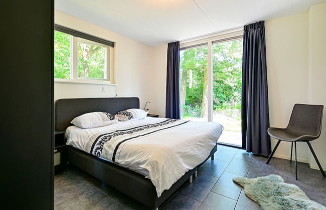 Holiday Home in Reutum With Sauna - Photo 1