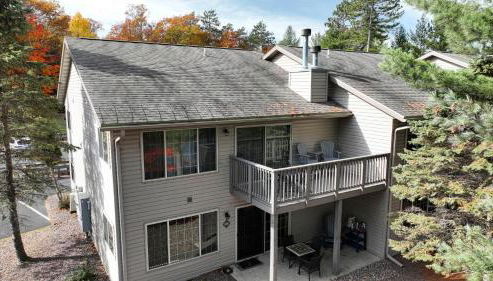 Black Bear Lodge Condo with Kayaks BBQ & Fire Pit - Photo 5