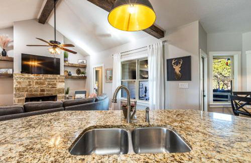 Hilltop Hideaway-Rest, Relax, Reconnect! - Foto 32