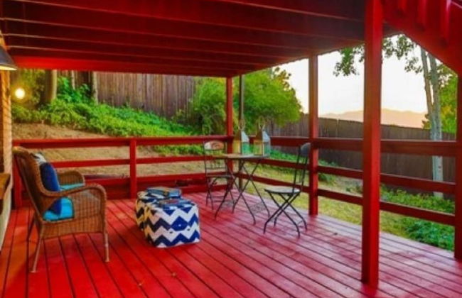 Exquisite 7-BR Home by the Mountains - Photo 24