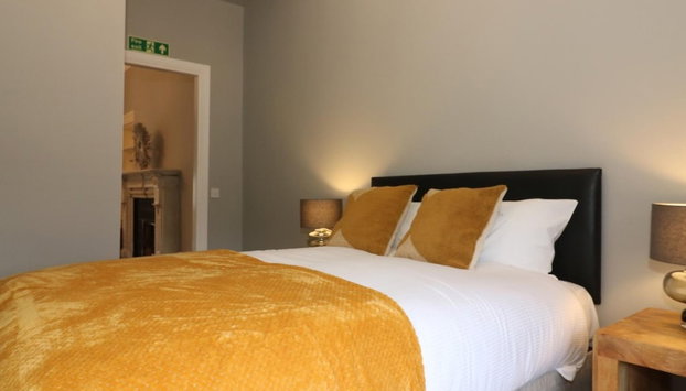 Linden House - Flat 3 - Airdrie - Photo 2, Room