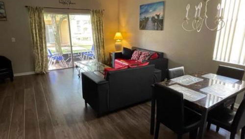 Charming 4 bed 3 bath Townhome - Foto 4