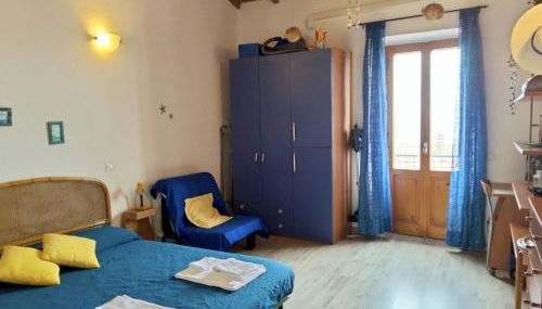 Bilocale in centro con vista mare - Foto 3