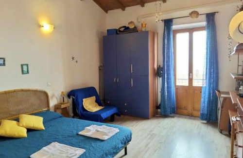 Bilocale in centro con vista mare - Foto 3