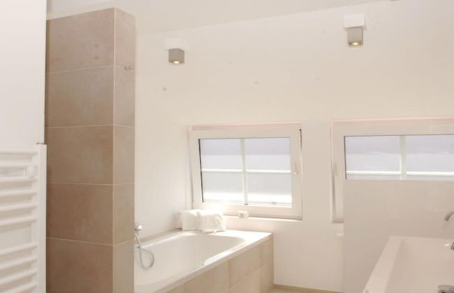 House Flora, Golden Knoepke - Foto 10