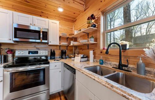 Cabin 2 Peaceful Cabin Near River with Fire Pit and Hot Tub - Foto 28