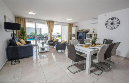 4 Bedroom Gorgeous Home In Novalja - Foto 3