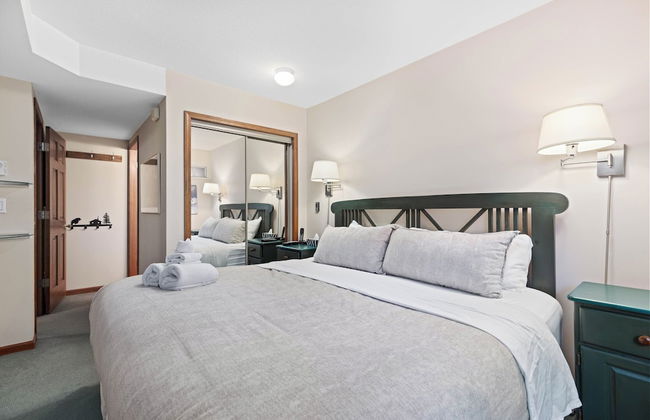 Stoney Creek Sunpath by Whistler Premier - Photo 25