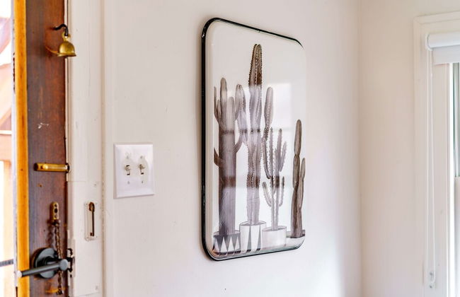 NEW Luxe Pet Friendly Free Parking Downtown - Foto 61