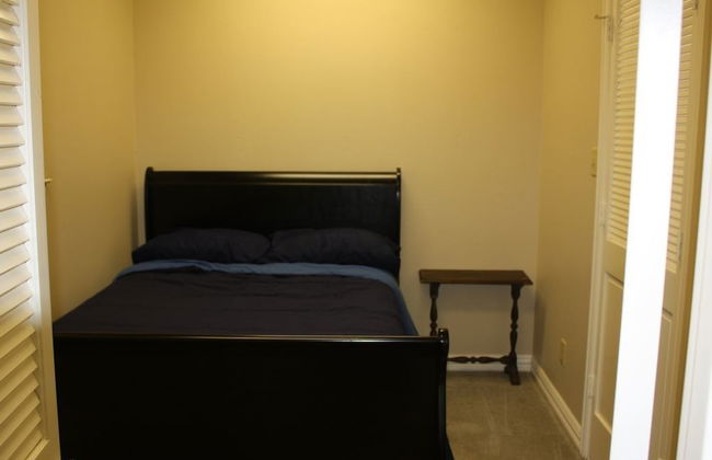 Family Friendly Lake House Located at Mid-west arm of Lake Fork - Photo 2