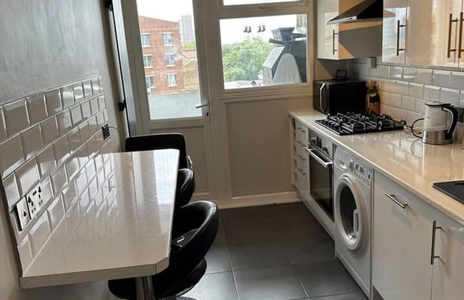 Captivating 1-bed Apartment in Stratford - Foto 5