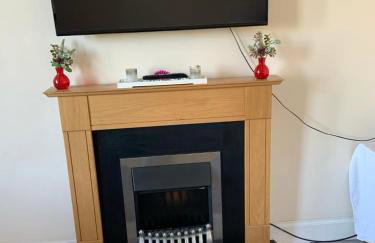 Beach & City Access - 2 Floors, Full Kitchen, Free Parking - Foto 16