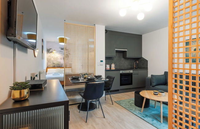 Serene Break With Terrace on the Outskirts of Paris - Foto 5