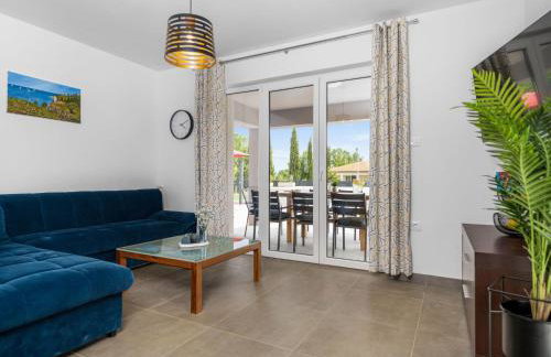 Holiday Home Villa Family Love mit Garten und Spielplatz by Interhome - Foto 18