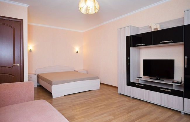 Moskva4you on Pionerskaya - Photo 1