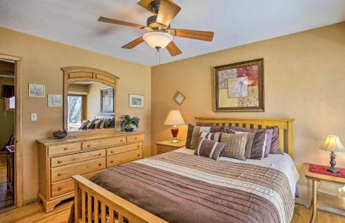 Cumberland Retreat with Lakefront Yard and Dock - Foto 13