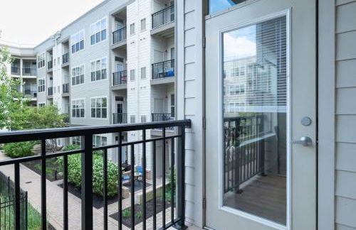 Central 1-BR Condo Assembly Row Gym & Pool Sleep 5 - Photo 50