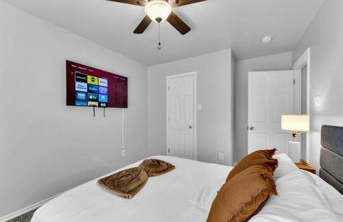 The Sunset Suite 3Bd 2Bath Att Garage Pvt Yard - Foto 32