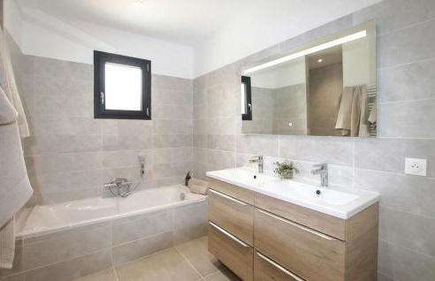 Nice Home In La Bégude De Mazenc - Foto 30