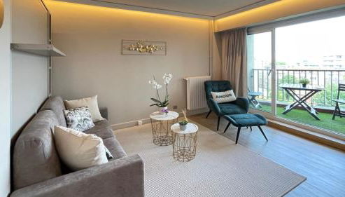 Thelissa Studio - Front Metro station - Free parking - Foto 2