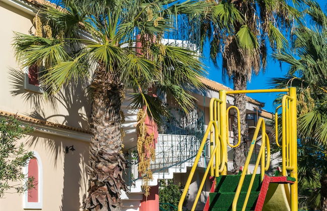 Ilios Hotel - Photo 25